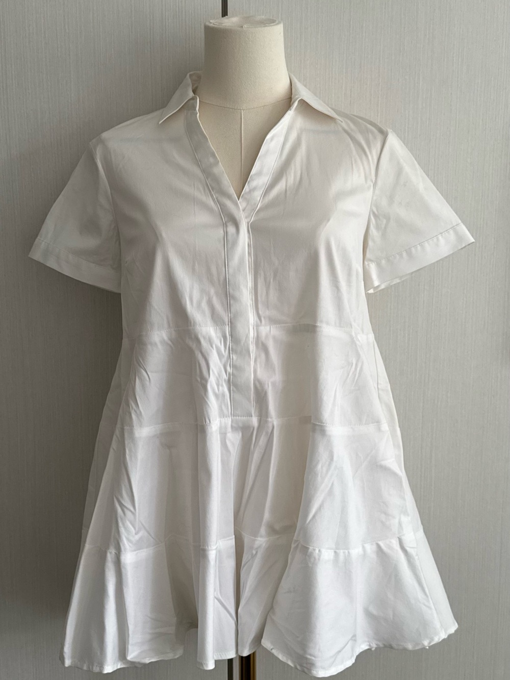 Anthropologie White Short-Sleeve Tiered Tunic Blouse